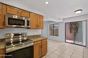 5572 N Crystal Mist Pl, Tucson, AZ 85750 - Photo 7