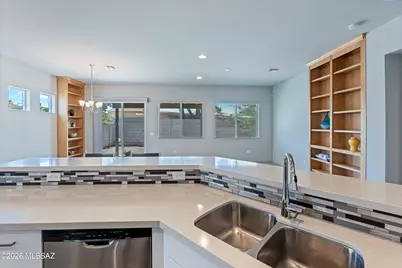 7508 E Bookmark Place, Tucson, AZ 85715 - Photo 3