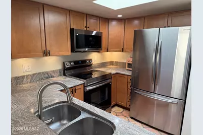 6440 N Foothills Drive, Tucson, AZ 85718 - Photo 19