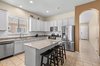12904 N Bloomington Loop, Tucson, AZ 85755 - Photo 7
