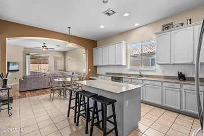 12904 N Bloomington Loop, Tucson, AZ 85755 - Photo 5
