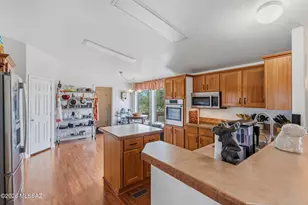 8560 S Marstellar Rd, Tucson, AZ 85736 - Photo 11