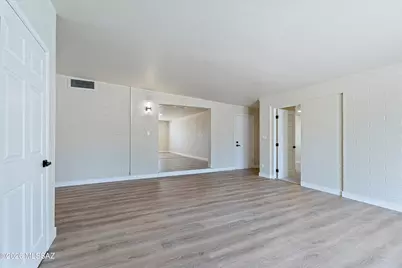5933 E 34th Street, Tucson, AZ 85711 - Photo 13