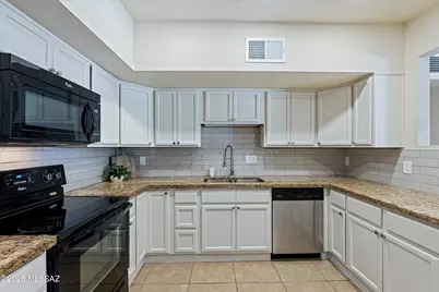 5933 E 34th Street, Tucson, AZ 85711 - Photo 9