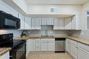 5933 E 34th St, Tucson, AZ 85711 - Photo 9