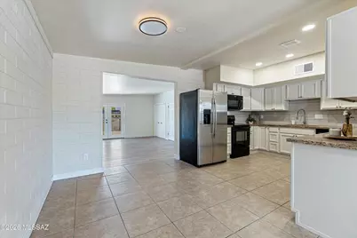 5933 E 34th Street, Tucson, AZ 85711 - Photo 7