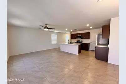 11977 E Chamrod Drive, Vail, AZ 85641 - Photo 7