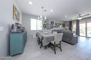7771 S Wolf Creek Dr, Tucson, AZ 85757 - Photo 13
