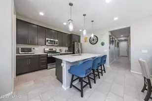 7771 S Wolf Creek Dr, Tucson, AZ 85757 - Photo 7