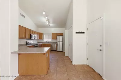 15052 S Theodore Roosevelt Way, Sahuarita, AZ 85629 - Photo 17