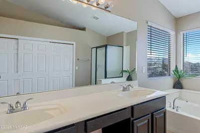8784 N Wellside Drive, Tucson, AZ 85743 - Photo 27