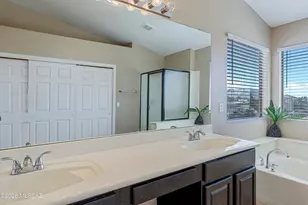 8784 N Wellside Dr, Tucson, AZ 85743 - Photo 27