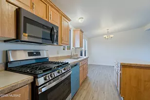 4544 N Sunfire Ln, Oracle, AZ 85623 - Photo 11