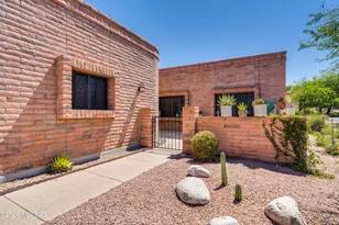 8564 N Candlewood Loop, Tucson, AZ 85704 - Photo 5