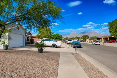 6969 N Northlight Drive, Tucson, AZ 85741 - Photo 3