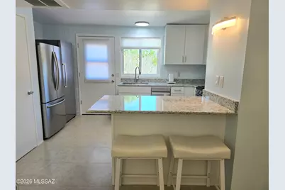 210 W Camino Alameda #A, Green Valley, AZ 85614 - Photo 11