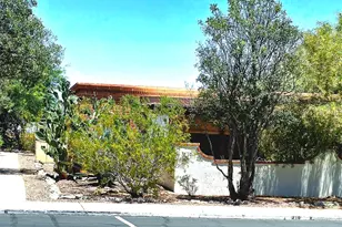 210 W Camino Alameda, Green Valley, AZ 85614 - Photo 1