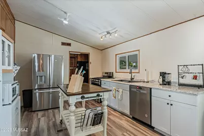 3566 W Apricot Drive, Tucson, AZ 85741 - Photo 13