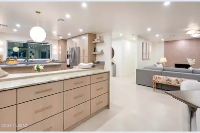 7957 N Village Avenue, Tucson, AZ 85704 - Photo 11