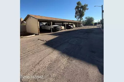 1679 W Midvale Village Drive #247, Tucson, AZ 85746 - Photo 9