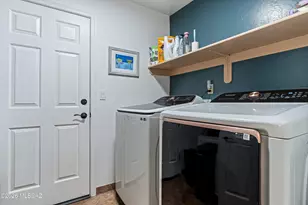721 N Promontory Dr, Tucson, AZ 85748 - Photo 31