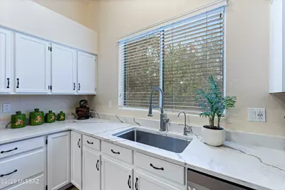721 N Promontory Drive, Tucson, AZ 85748 - Photo 17