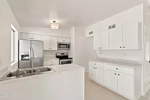 9673 E Quail Pl, Tucson, AZ 85748 - Photo 13