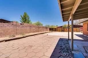9673 E Quail Pl, Tucson, AZ 85748 - Photo 45