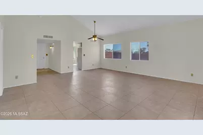 9949 E Emily Drive, Tucson, AZ 85730 - Photo 5