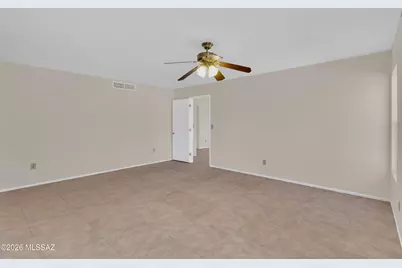 9949 E Emily Drive, Tucson, AZ 85730 - Photo 15