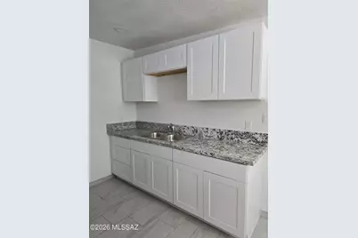 511 N Iroquois Avenue #B, Tucson, AZ 85745 - Photo 11
