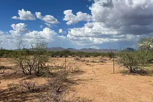 11350 W Peaceful Ln, Tucson, AZ 85735 - Photo 1