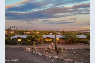 7364 N Mountain Shadows Drive, Tucson, AZ 85718 - Photo 5