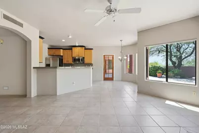 1421 E Rams Hill Drive, Oro Valley, AZ 85737 - Photo 13