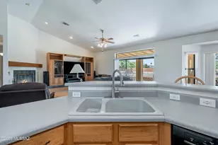 4940 N Castle Ridge Rd, Tucson, AZ 85749 - Photo 13