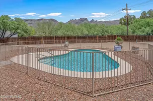 4940 N Castle Ridge Rd, Tucson, AZ 85749 - Photo 33
