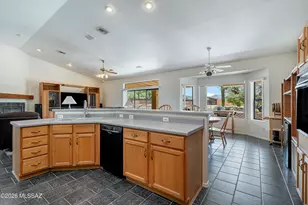 4940 N Castle Ridge Rd, Tucson, AZ 85749 - Photo 13
