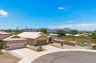 7700 N Sun Flair Dr, Tucson, AZ 85741 - Photo 3