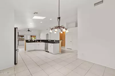 7700 N Sun Flair Drive, Tucson, AZ 85741 - Photo 21