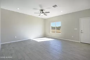 672 W Calle Romeo, Tucson, AZ 85713 - Photo 3