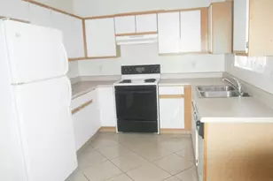 8925 E Citrus Tree Dr, Tucson, AZ 85730 - Photo 3