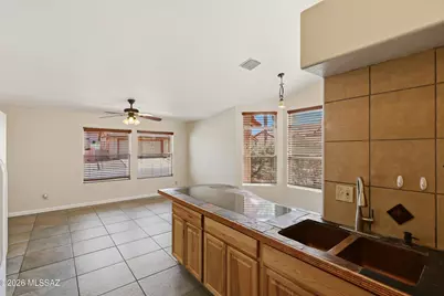 3011 W Sawmill Spring Trail, Tucson, AZ 85742 - Photo 11