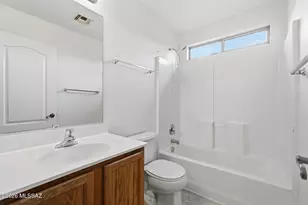 749 W Emerald Key Dr, Green Valley, AZ 85614 - Photo 25