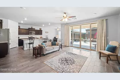 1085 W Valley Meadow Lane, Sahuarita, AZ 85629 - Photo 3