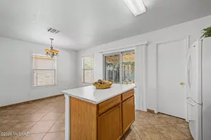 8129 S Sunny Horizon Pl, Tucson, AZ 85747 - Photo 15