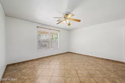 8129 S Sunny Horizon Place, Tucson, AZ 85747 - Photo 17