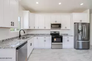 9342 S Valerie Dr, Tucson, AZ 85736 - Photo 11