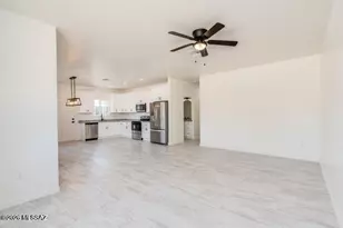 9342 S Valerie Dr, Tucson, AZ 85736 - Photo 7