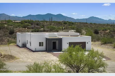 219 Calle Ranaculo, Rio Rico, AZ 85648 - Photo 1