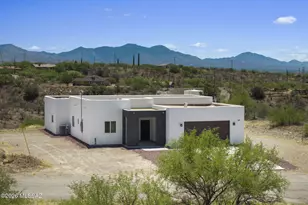 219 Calle Ranaculo, Rio Rico, AZ 85648 - Photo 1